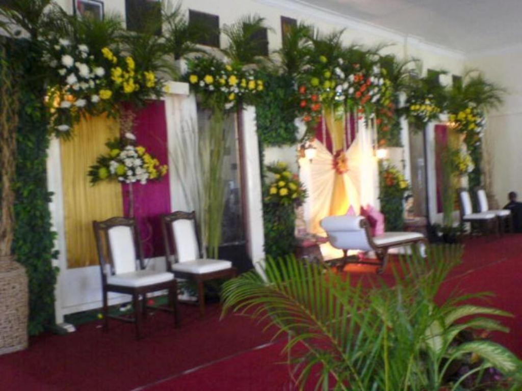 King Hotel Wates  Esterno foto